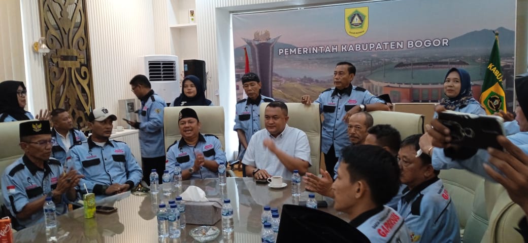 Bupati Bogor Rudy Susmanto Sambut Hangat Kedatangan Rombongan Gapersus Dipendopo : Ini Rumah Rakyat Saya Hanya Numpang