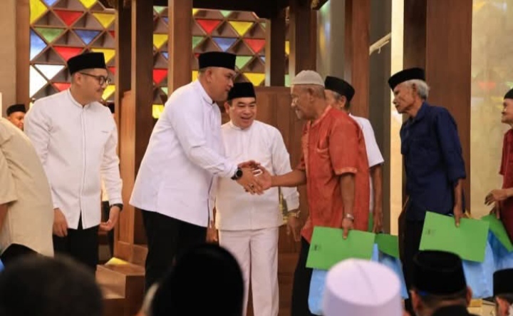 Bupati Bogor Gelar Doa Bersama dan Santuni 1.200 Anak Yatim dan Lansia di Refleksi Akhir Tahun 2025